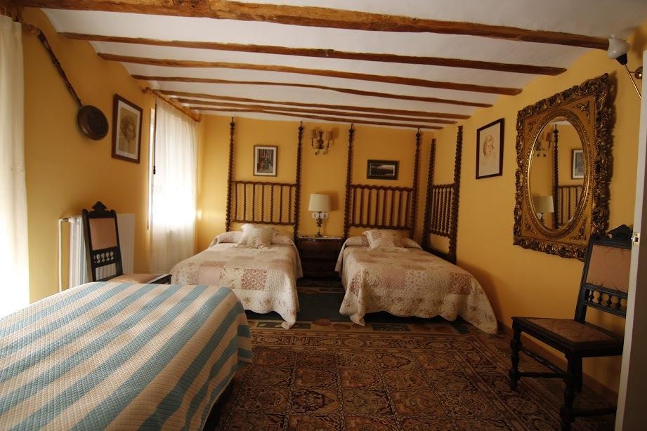 Casa Victoria Hotel Ciruena Ruang foto